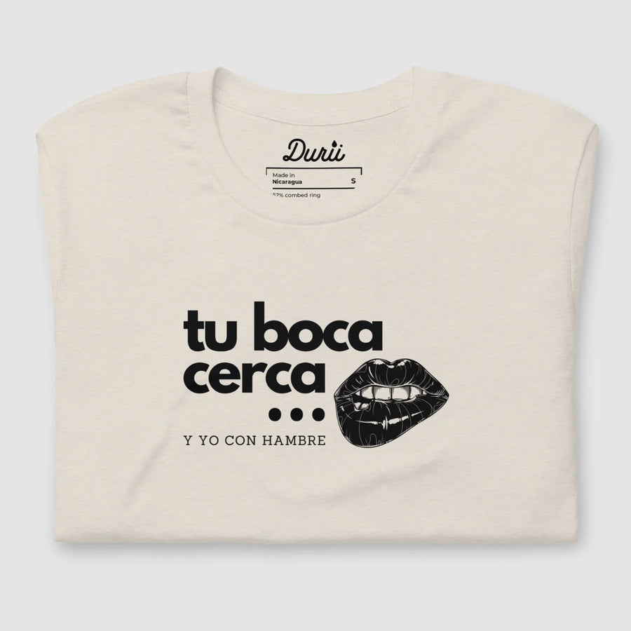 Tu boca cerca