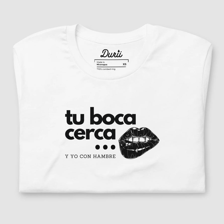 Tu boca cerca